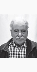 Dr Ian Tucker